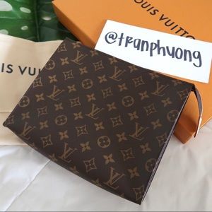 Louis Vuitton Toiletry Pouch 26